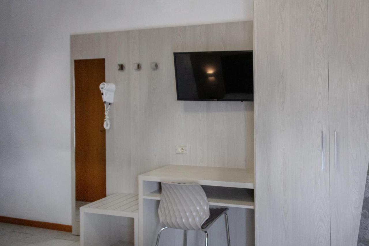 Hotel Boston Cesenatico Extérieur photo